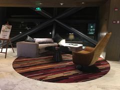 -上海滴水湖皇冠假日酒店