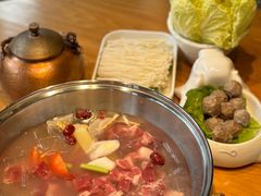 -娜仁图雅蒙古美食村(33小镇店)