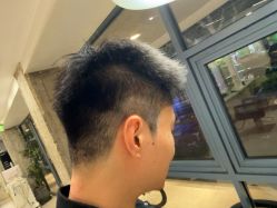 -PE SALON