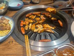 -明洞阿姨·韩式酱蟹烤肉·创意料理(三元桥店)