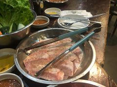 猪肩肉-小本家韩式烤肉(紫藤路店)
