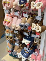 -爱婴室(上海大华路店)