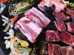 -豚豚家돈돈가韩国锅盖烤肉(新北万达店)
