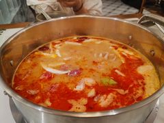 -喃喃椰·糟粕醋·椰子鸡火锅(七堡花园店)