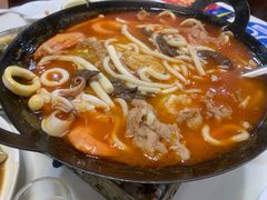 -鑫悦楼煎蟹·16年海鲜大排档