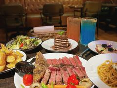 -The Cheebat 锌吧·Bistro(体育西店)