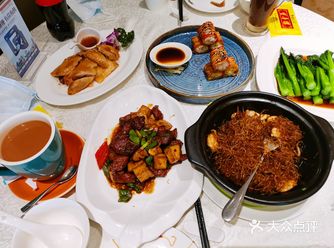 比之前吃过的粉丝煲都略胜一筹