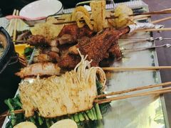 -云晓光头烧烤吧(德平路店)
