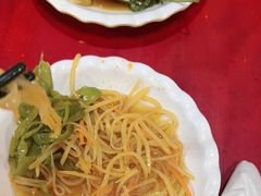 -金杨拉面王小吃面馆·牛三宝面·红烧牛肉粉