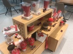 零售区-Tims天好咖啡·贝果(拉斐尔云廊店)