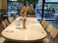 -必胜客(WOW中心城店)