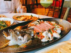剁椒腊肉蒸桂鱼-龙门阵茶屋川菜馆(武康路店)