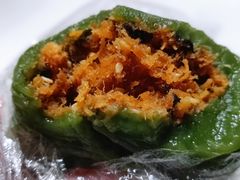 海苔肉松青团-白玉兰传统小吃