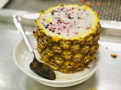 菠萝饭-石屏老字号4号包浆豆腐美食城(泼水广场店)