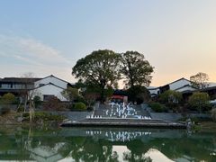 -雅达·阳羡溪山小镇中心