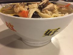 -民间老鸡汤面馆(中山北路店)