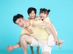 -iF摄影•全家福•证件照•形象照(南山店)