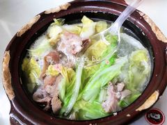-闫家驴肉老店(华电一校店)