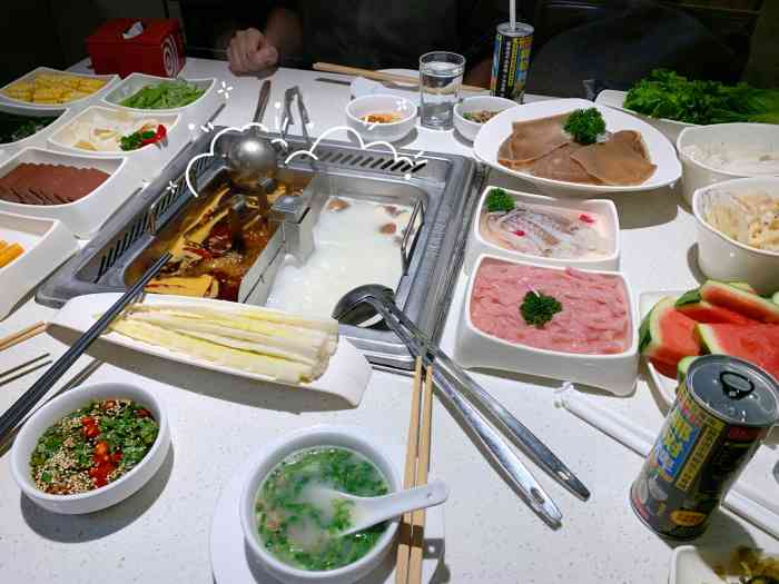 海底捞火锅(体育西路店)-"「捞派鸭肠」爽脆可口,味道不错「捞派黄喉.