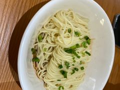 -诚铭记·虾仁汤包·成都小吃(融创店)