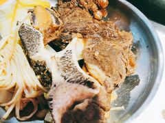 -运气牛自助酱大骨火锅(南京东路店)