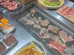-马路牙子烧烤音乐酒馆(望京店)