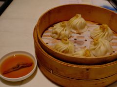 蟹粉小笼包-绿波廊(豫园店)