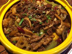 -多嘴肉蟹煲(万达店)