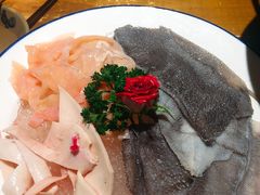 黄喉鸭肠毛肚-白乐天毛肚火锅馆(解放碑店)
