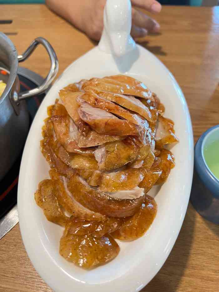 李聚德北京烤鸭(月光之城店)-"地点:鸳鸯月光之城,轻轨站鸳鸯站步行10