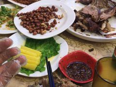 -维吾尔餐厅(宜山路店)