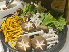 -海底捞火锅(杭州萧山宝龙广场店)