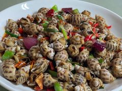 -三亚火车头万人海鲜广场