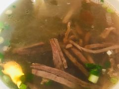 -佬钱湾仔(衣裳街店)