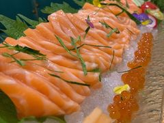 鲜得很三文鱼刺身-村上一屋(望京店)