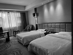 -陕西华浮宫酒店(未央湖公园店)