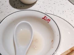 -三人行骨头王火锅(长寿店)