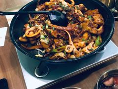 招牌辣鱿鱼五花肉煲-HOTISLAND海鸡岛·韩国料理(江南西店)