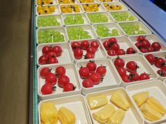 -涨巢·潮玩水疗局