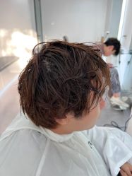 -H·Y HAIR SALON烫发·染发·造型