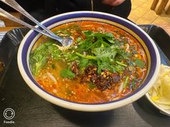 -云阿蛮云南生烫牛肉米线(奉贤路店)