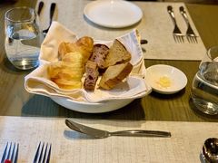 餐前面包-CHASE Modern Cuisine(崇宁路店)