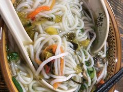 -正宗李家土鸡米线店