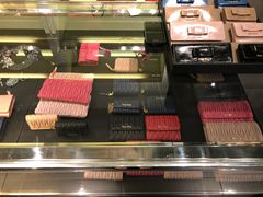 店内环境-塞拉瓦莱名品奥特莱斯