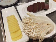 -彩虹坊火锅(宁穿路店)