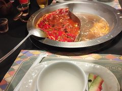 -廖掌柜·重庆鲜货火锅(上海首店)