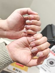 -梵莎美甲美睫