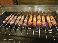 -麦凯伦烧烤·精酿超级工厂店(金桥总店)