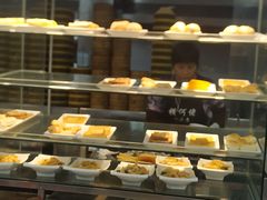 面包甜点陈列柜-横河佬炖品店(罗阳一路老店)
