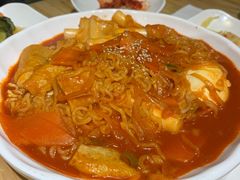 -山海珍味韩国料理(奥城店)